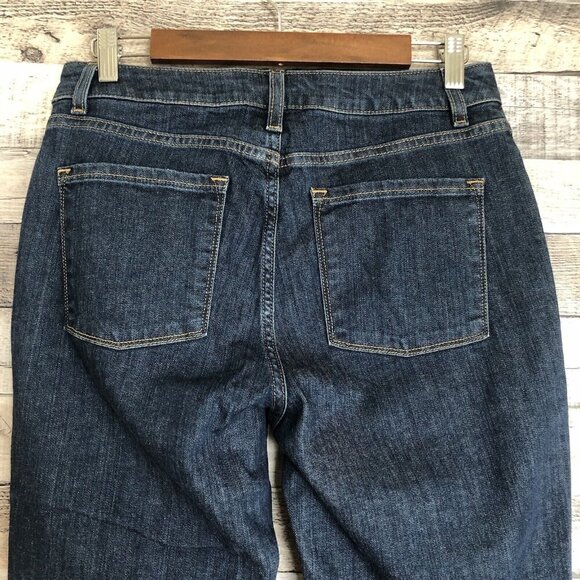 LL Bean Jeans 10P Womens Classic Fit Straight Leg Blue Mid Rise - Picture 4 of 10